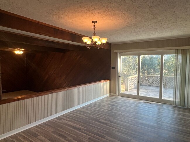 Building Photo - Seeing is Believing!!!