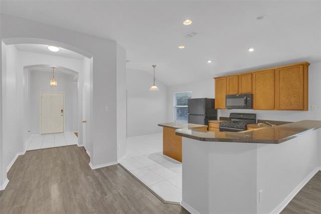 Building Photo - 10428 Bradshaw Dr