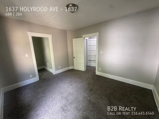 Building Photo - 1637 Holyrood Rd