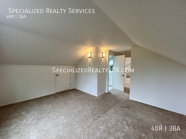 Building Photo - 5749 NE Harvest St