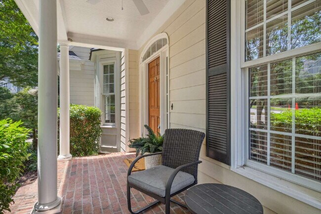 Building Photo - 4 Bed/3 Full Bath Furnished Home in Cary!