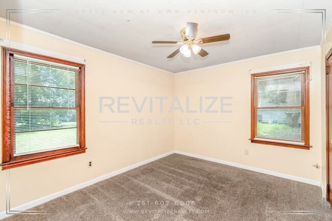 Building Photo - 1815 Ogburn Ave
