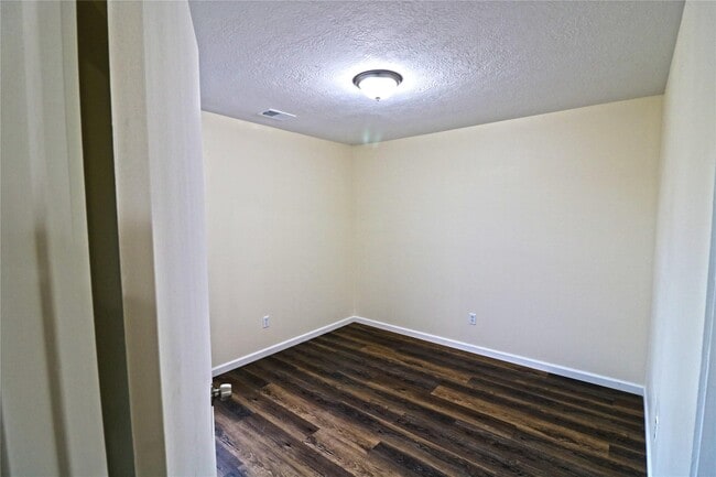 Building Photo - 4727 Ivy Meadow Ln