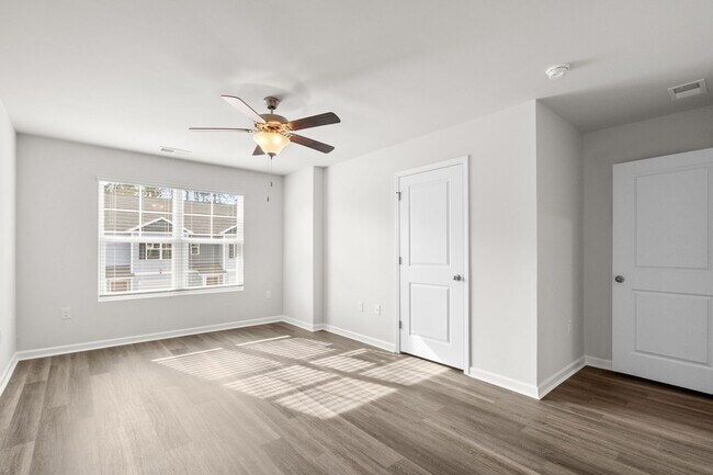 Building Photo - 608 Rd