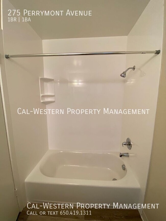 Building Photo - 275 Perrymont Ave