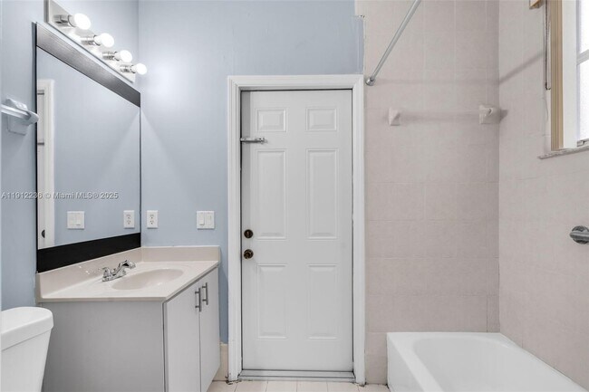 Building Photo - 8920 NW 180th Terrace