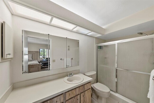 Building Photo - 2693 Sabal Springs Cir