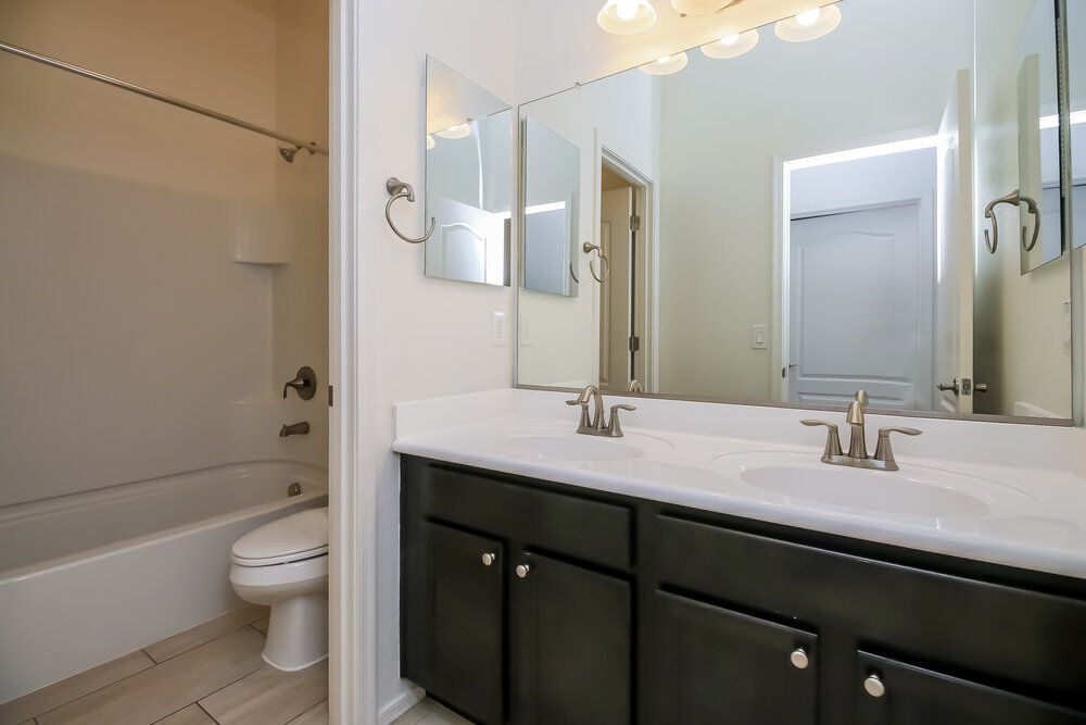 Building Photo - 20837 Sunset Dr