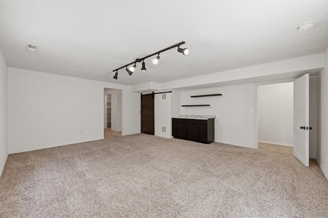 Building Photo - $2,640.95 with $300 off the first month's rent, 4 Beds - 3.5 Bath, Single Family Home in Colorado...