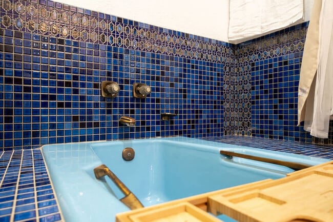 Building Photo - 14552 Skyline Truck Trail