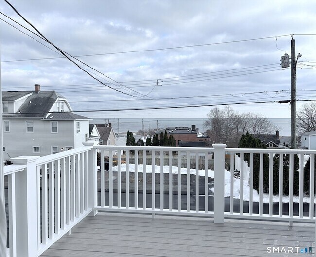 Building Photo - 60 Hawthorne St