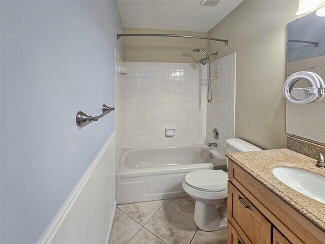 Building Photo - 6107 Evergreen Cir