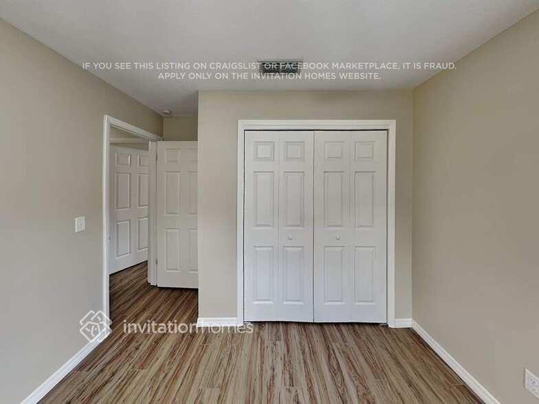 Building Photo - 628 Sherwood Dr