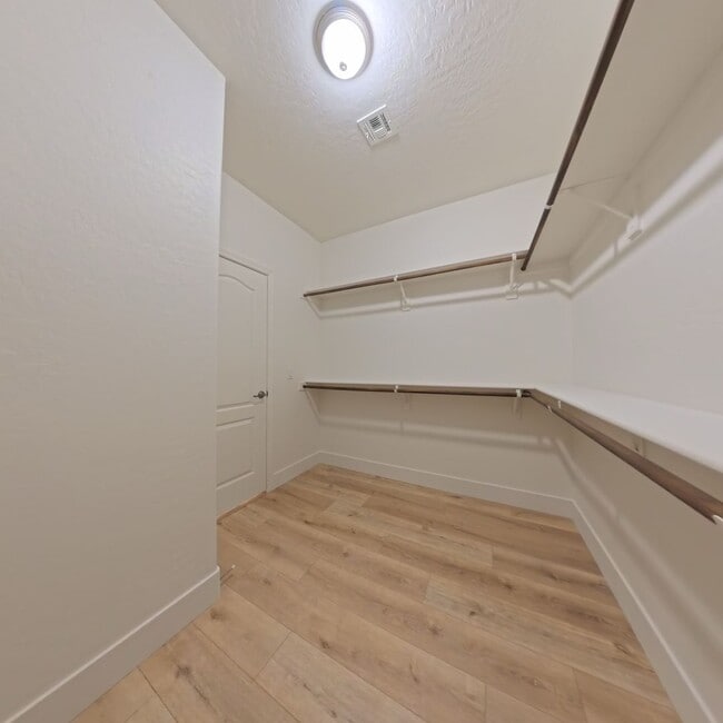 Building Photo - Exceptional Dual Master Residence with Modern Upgrades