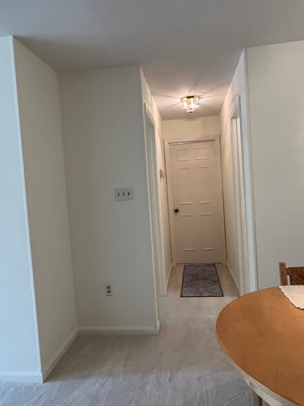Building Photo - 10213 Willow Mist Ct