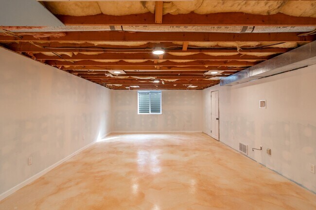 Building Photo - **Coming Soon** Spokane Valley 3 Bed 2 Bath updated home Oversized Lot RV Parking