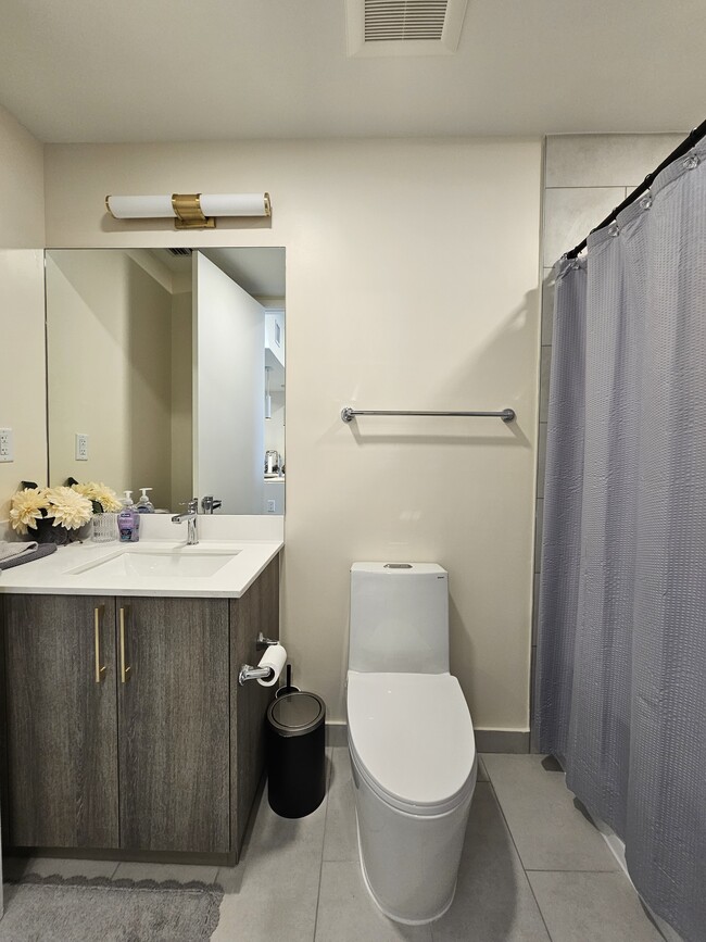 Building Photo - 26589-610 Rosewood Pointe Dr