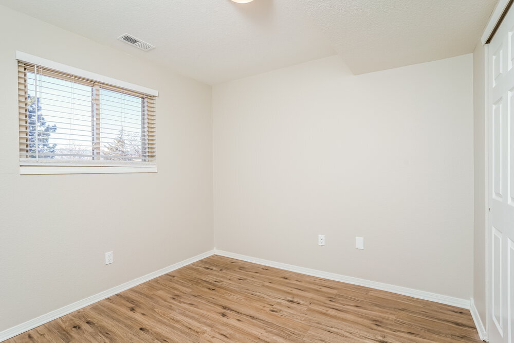 Building Photo - 1038 Nolte Dr W