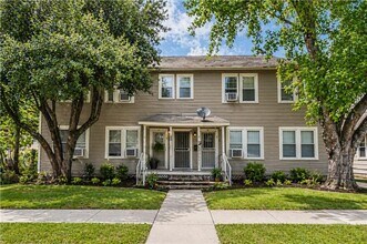 Building Photo - 631 E Ashby Pl