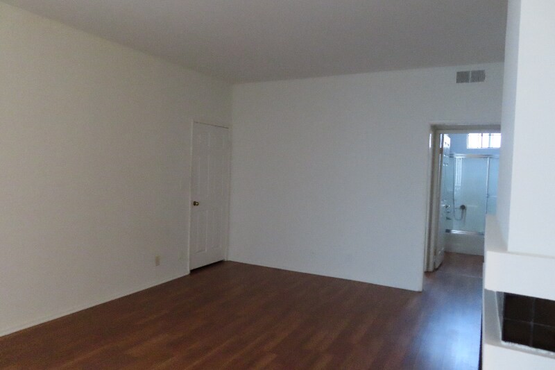 Building Photo - 3648 Motor Ave