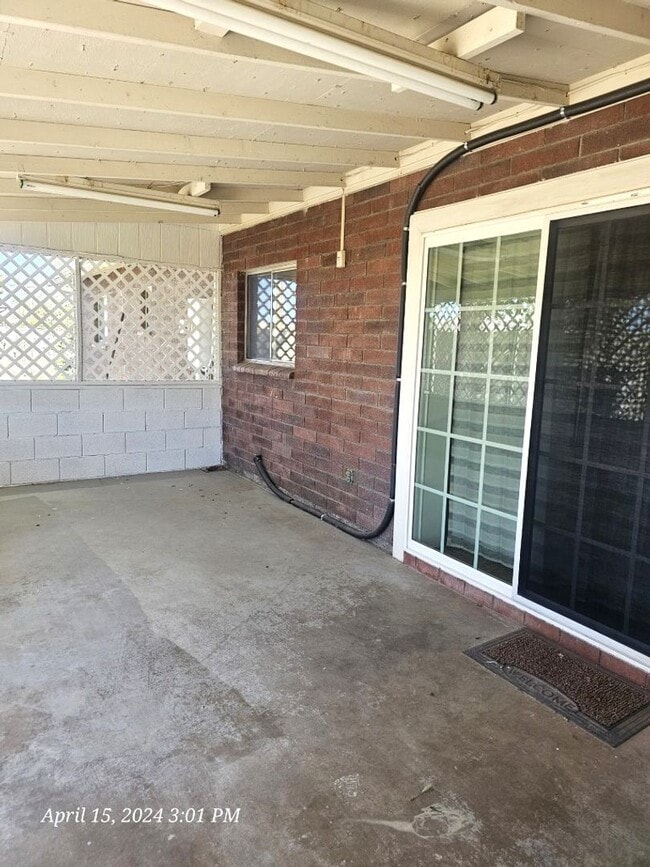 Building Photo - Lovely family home