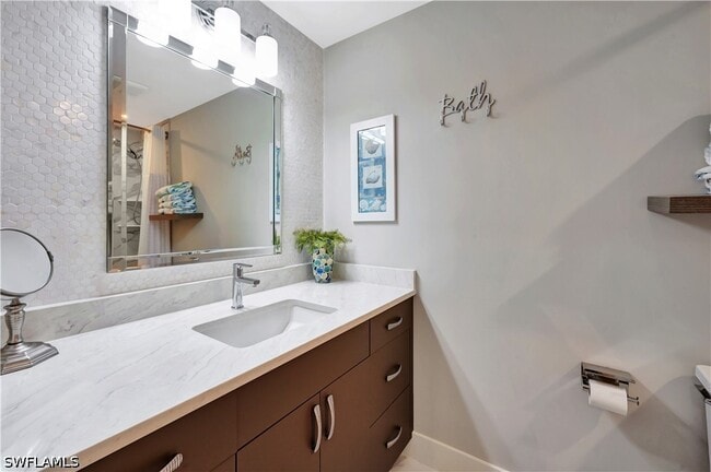 Building Photo - 583 Beachwalk Cir