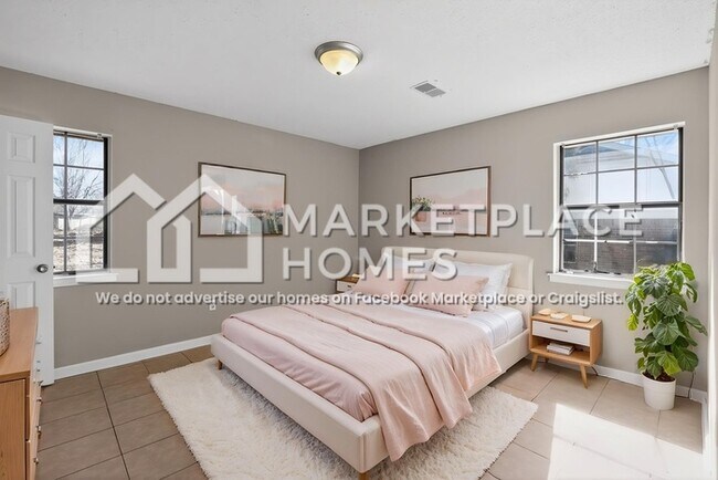 Building Photo - 5826 Laurie Dr