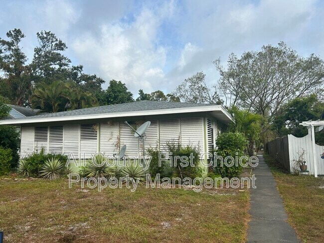 Primary Photo - 5115 28th Ave S