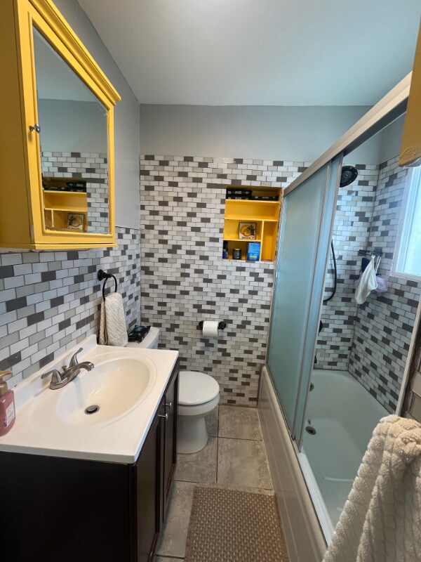 Building Photo - 165 N 400 E