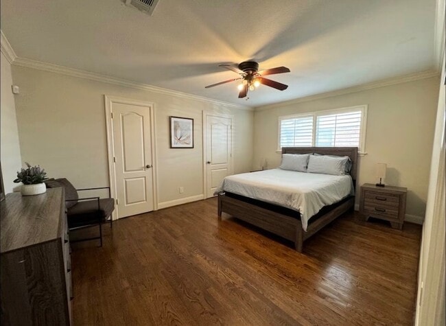 Building Photo - 6906 Alderney Dr