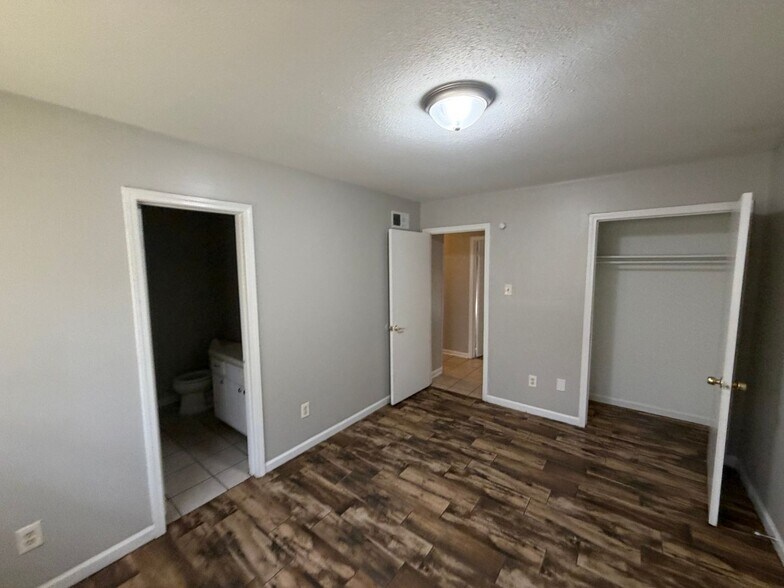 Building Photo - 2780 Birchfield Cove