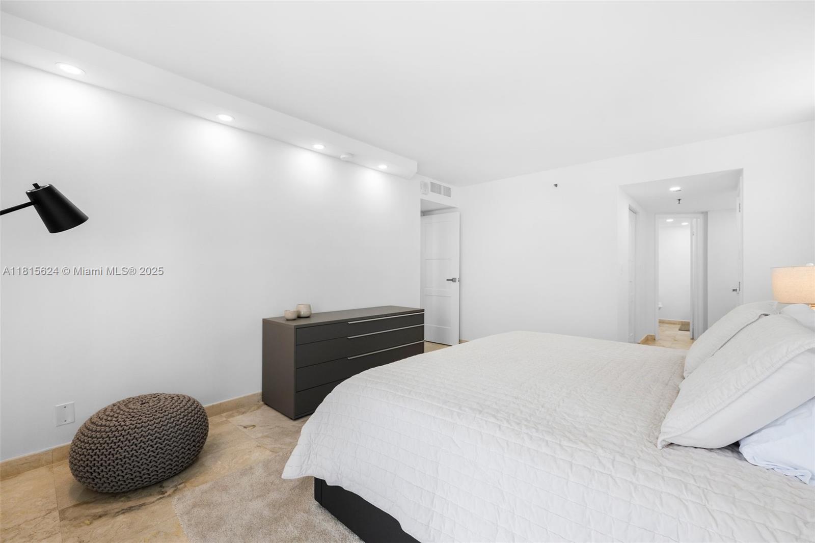Building Photo - 2401 Collins Ave