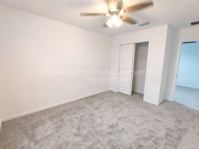 Building Photo - 6136 Baywood Ct