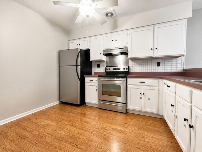 Building Photo - 46 Bark Hollow Ln