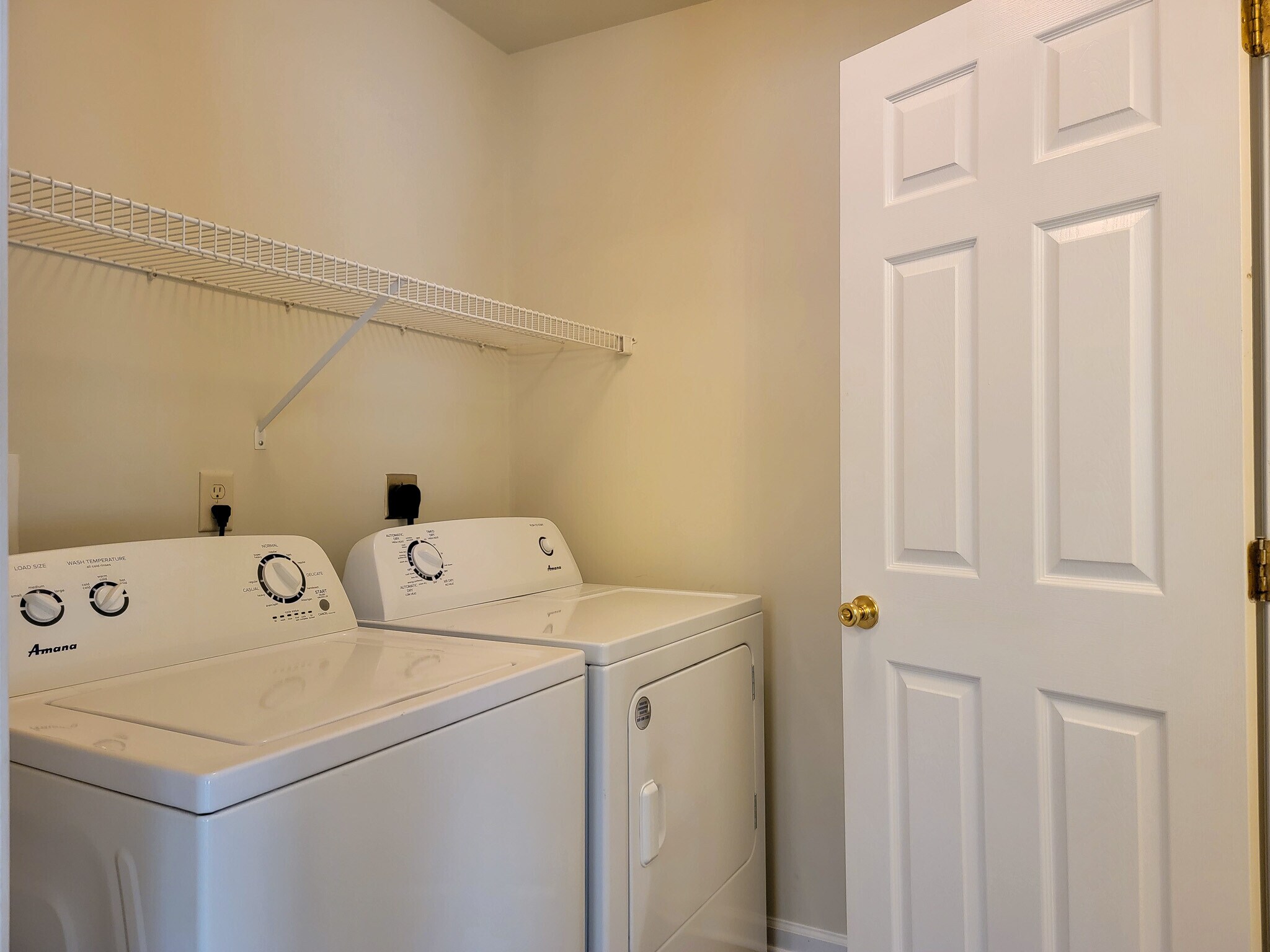 Building Photo - 542 Indian Rock Cir