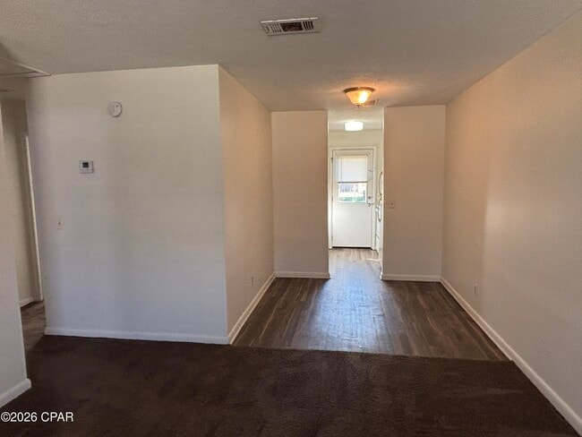 Building Photo - 3008 Stanford Rd