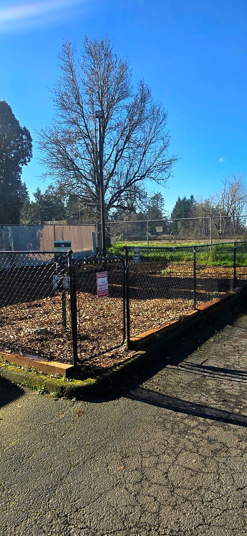 Building Photo - NOW $2,399 (Was $2,599) + $500 OFF First Month if You Move in by April 1!