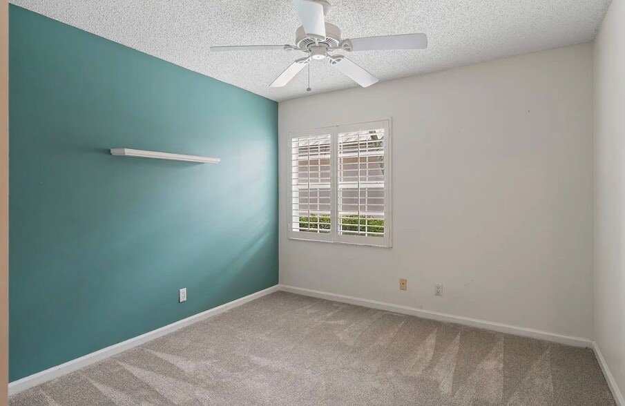 Building Photo - 9293 Heathridge Dr