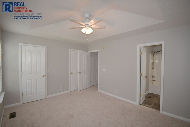 Building Photo - 3BR/2.5BA townhome in south Murfreesboro, close to I-24!