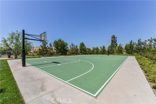 Building Photo - 58 Longchamp