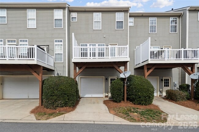 Building Photo - 19030 Natalie Michelle Ln