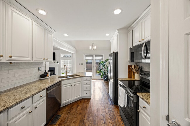 Building Photo - 3621 Polo Club Blvd