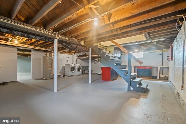 Building Photo - 2209 Monocacy Rd