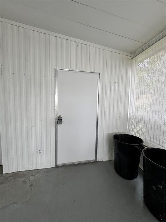 Building Photo - 5921 SW 63rd Lane Rd