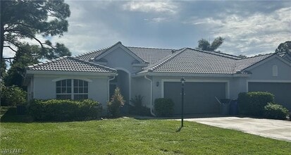 Building Photo - 26992 Spanish Gardens Dr