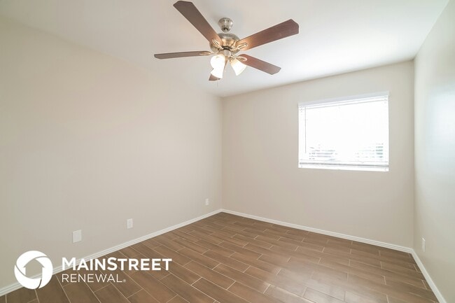 Building Photo - 7215 N 37th Ave
