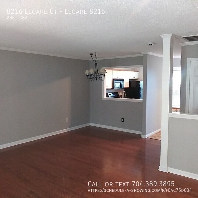 Building Photo - 8216 Legare Ct