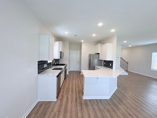 Building Photo - 101 Brown Cir