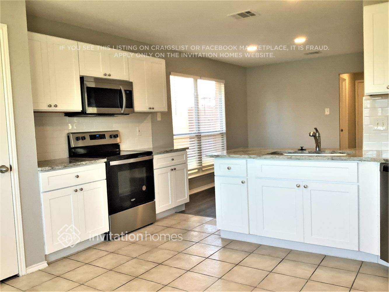 Building Photo - 717 Duke Dr
