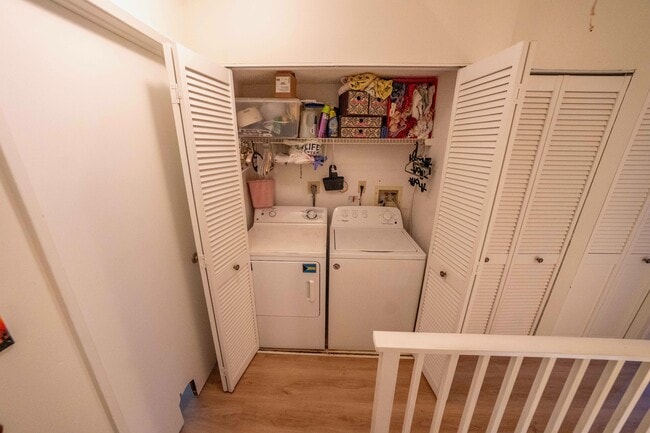 Building Photo - 2643 NE 15th St